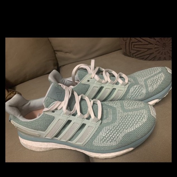 COPY - Adidas women’s energy boosts - Picture 2 of 3